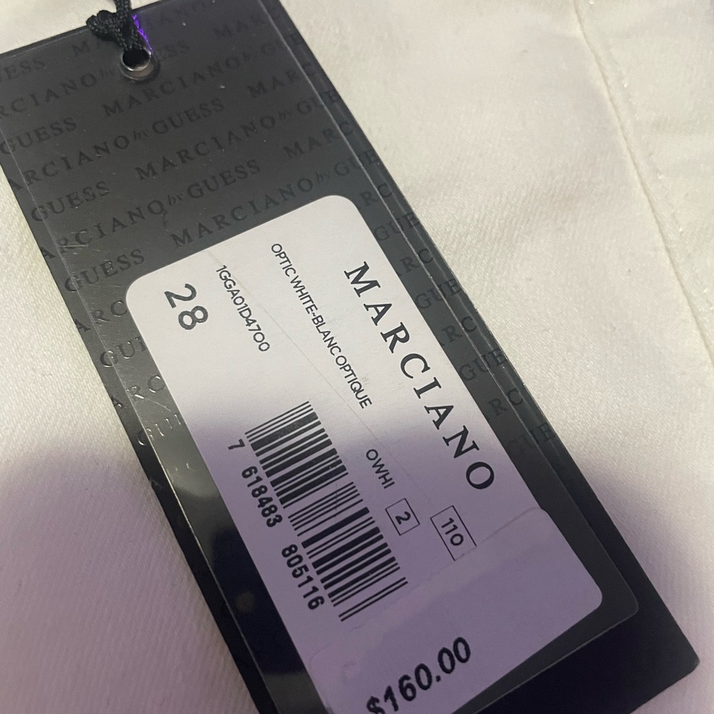 Guess W jeans.